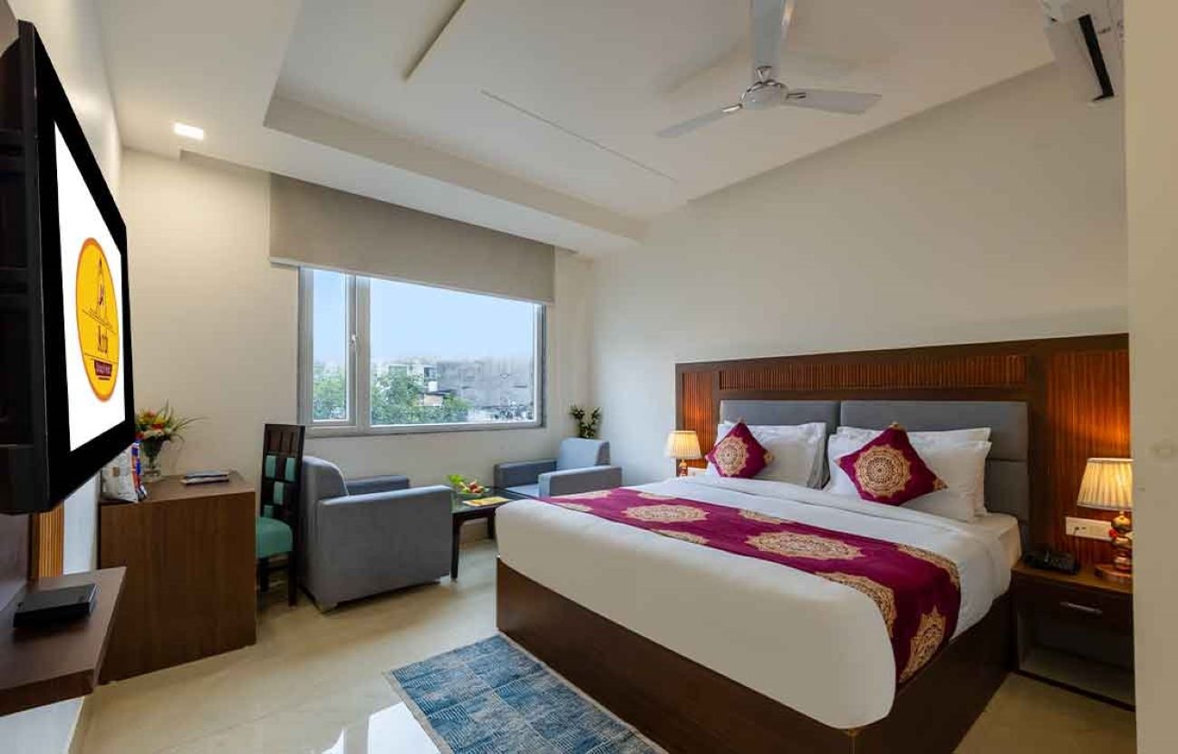 hotel-img