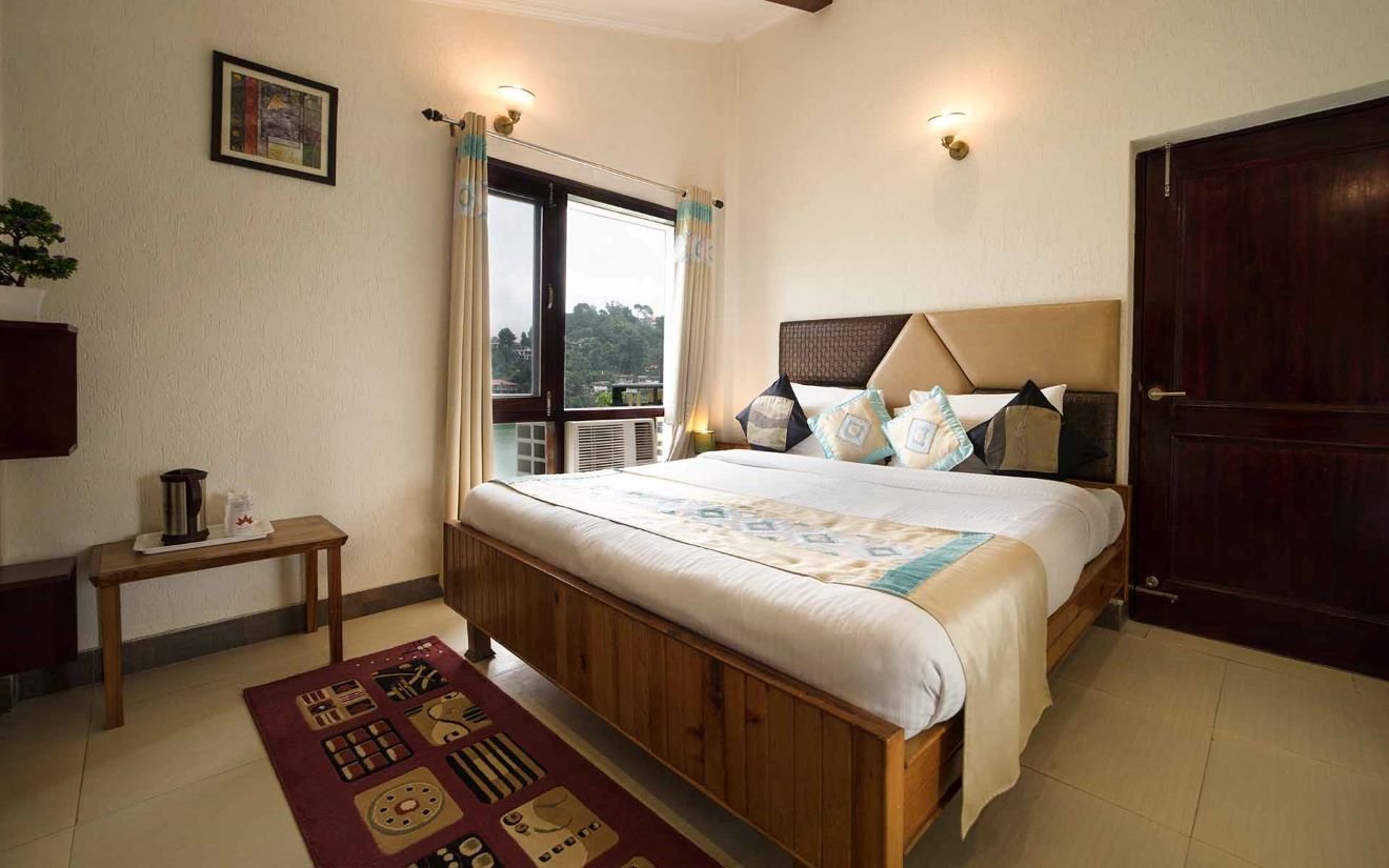 hotel-img