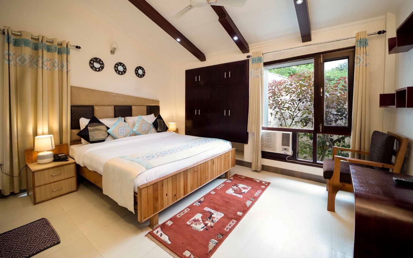 hotel-img
